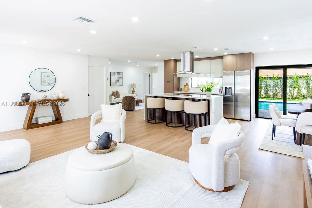 ARROWHEAD GOLF & TENNIS C - Residential