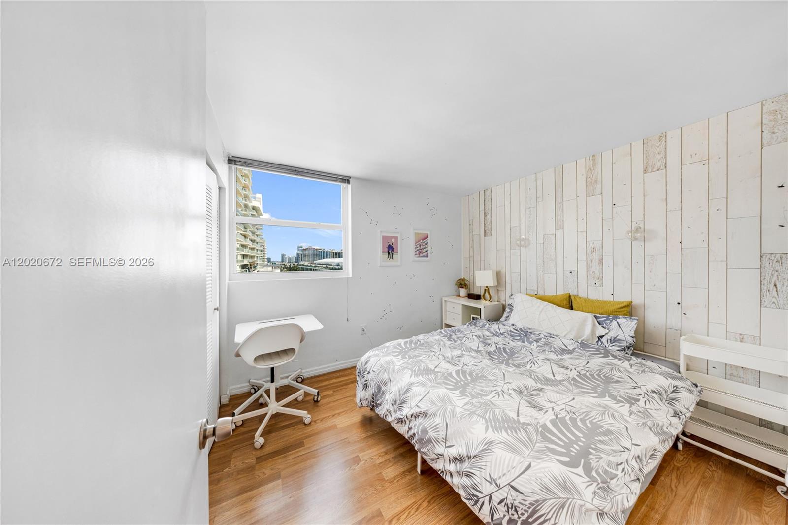 LA RIVE GAUCHE CONDO - Residential