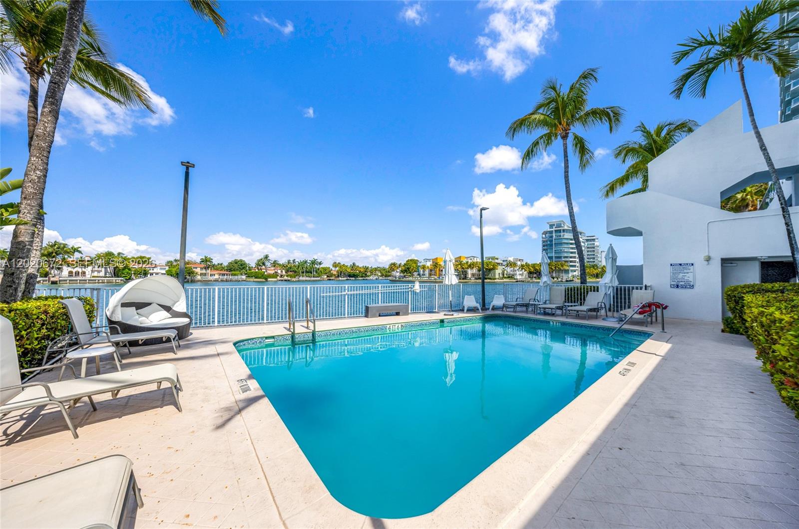 LA RIVE GAUCHE CONDO - Residential