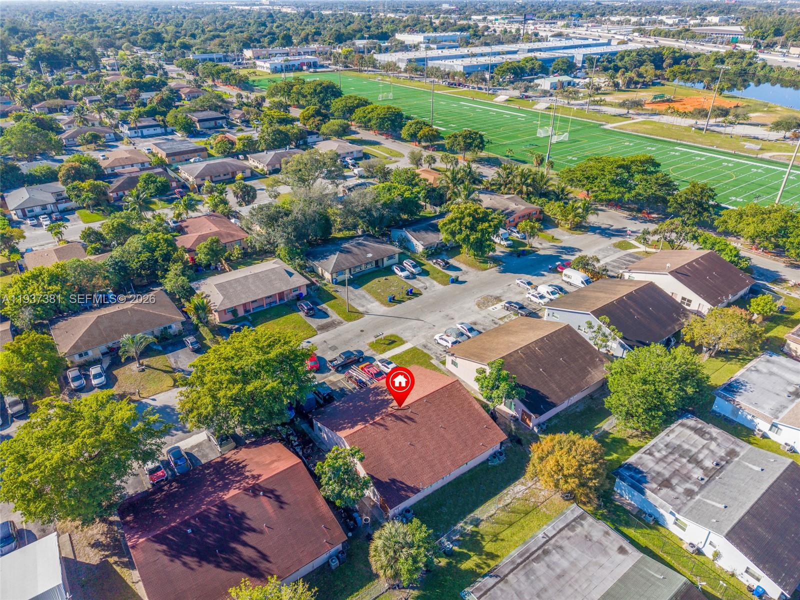 FT LAUDERDALE ESTATES 1ST - Residential Income