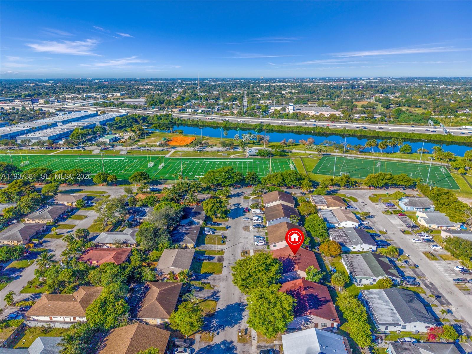 FT LAUDERDALE ESTATES 1ST - Residential Income