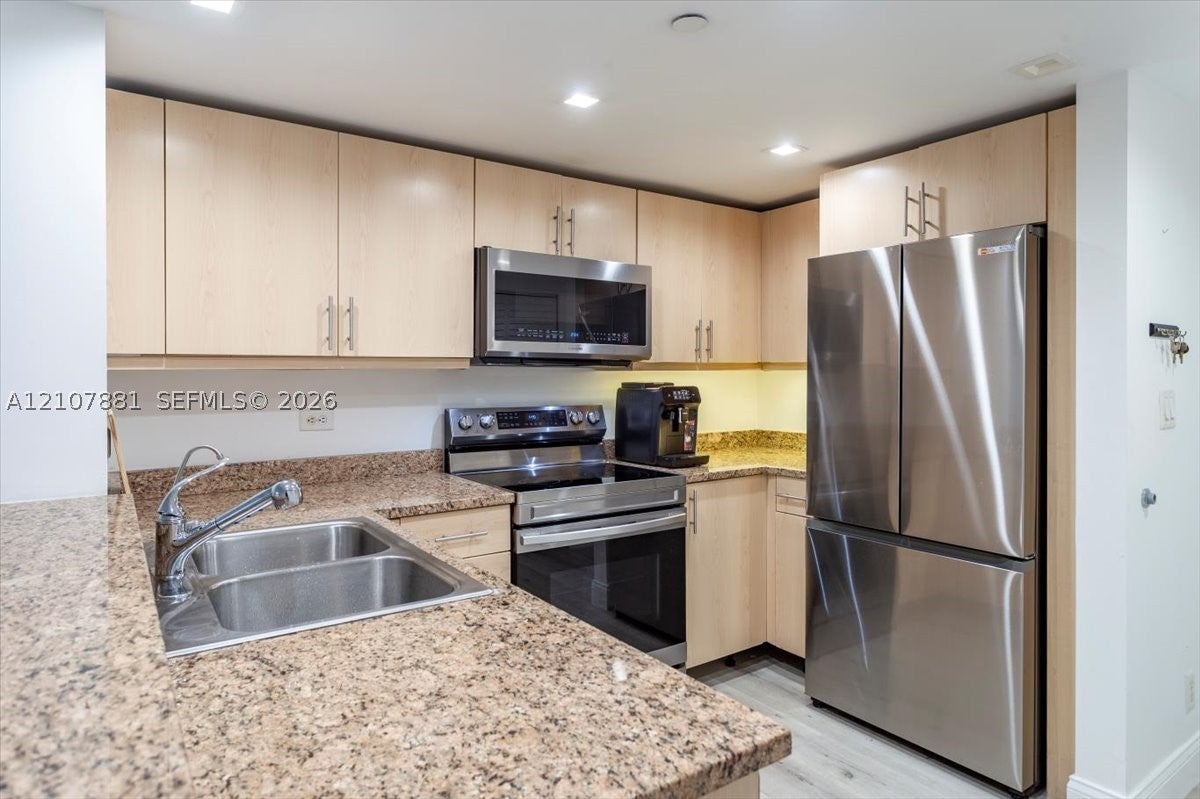 111 E Flagler St 1309