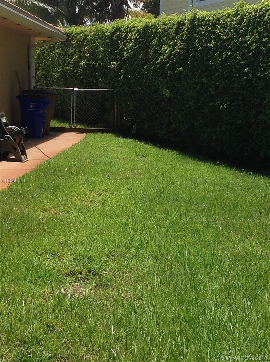 TWIN OAKS 1ST ADD - Residential