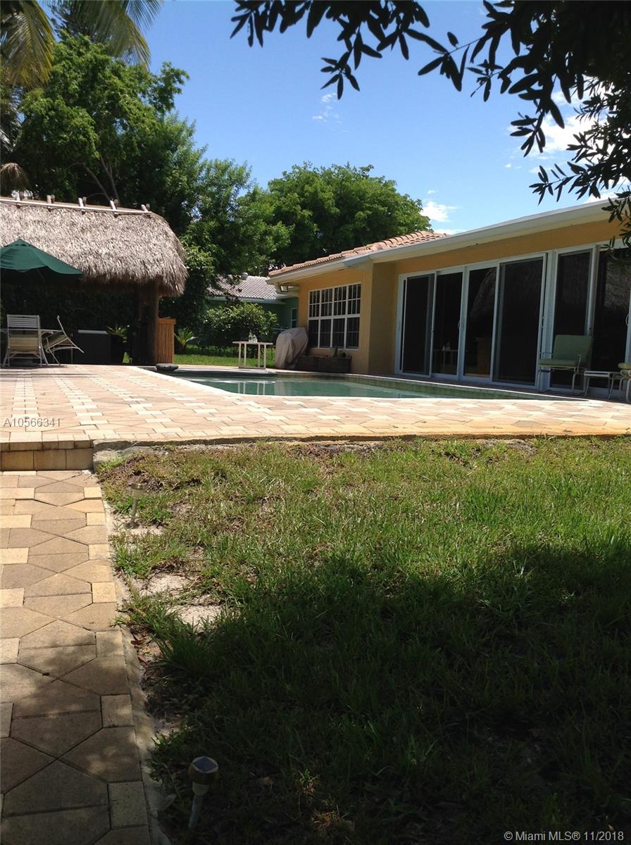 TWIN OAKS 1ST ADD - Residential