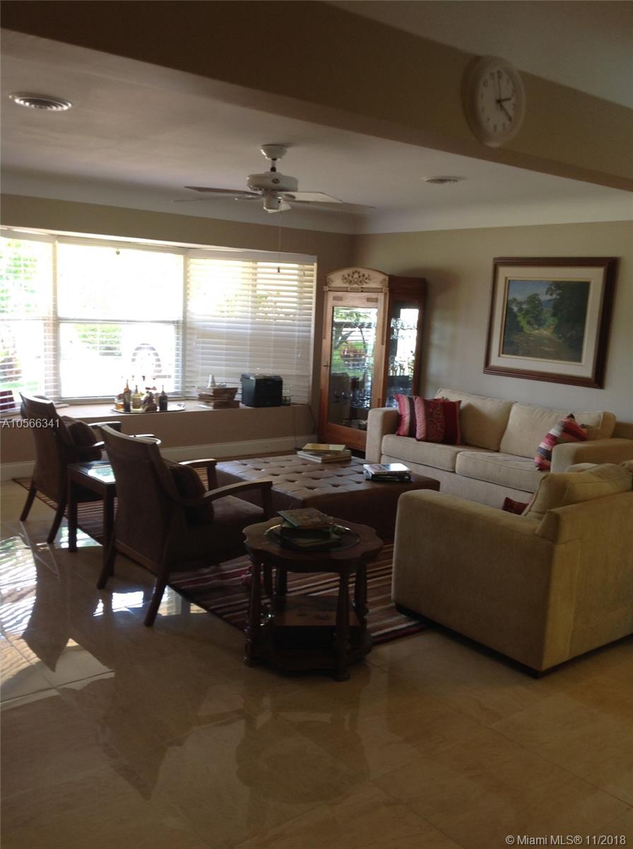 TWIN OAKS 1ST ADD - Residential