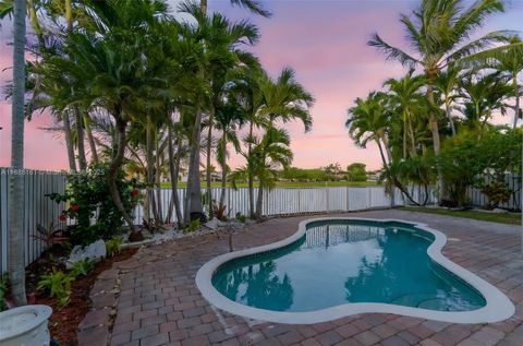 Photo of 6425 SW 164th Ave, Miami, FL 33193 (MLS # A11888161)