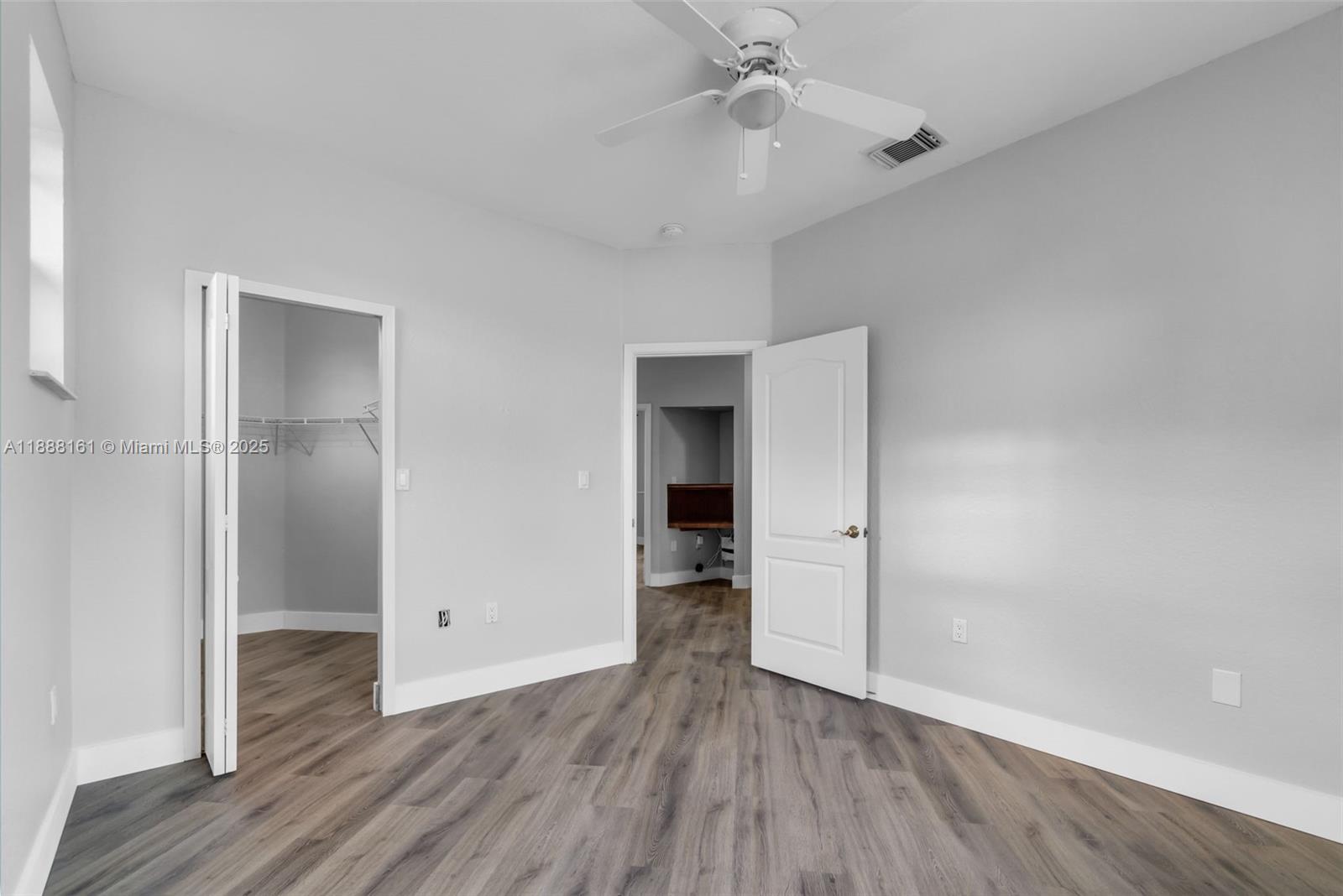 CRESTVIEW LAKES - Residential