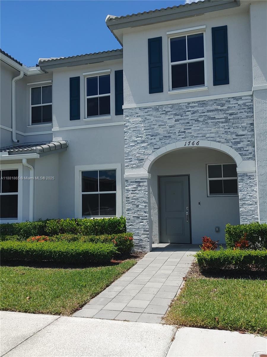 GORGEOUS TOWN-HOME AT GREAT LOCATION AND SCHOOL DISTRICT, JUST EAST OF FL-TURNPIKE BETWEEN MIAMI & FLORIDA KEYS. FUNCTIONAL FLOOR-PLAN LAYOUT FEATURING PRIVATE BACKYARD, MODERN KITCHEN CABINETS, MARBLE COUNTER-TOPS AND STAINLESS STEEL APPLIANCES. SHOPPING & DINING JUST MINUTES AWAY! AMENITIES INCLUDE CLUB HOUSE WITH SPARKLING SWIMMING POOL OVERLOOKING COMMUNITY LAKE, CABANAS, LOUNGE AREAS, STATE-OF-THE ART FITNESS CENTER, GAME ROOM, FULLY EQUIPPED KITCHEN AND LOBBY WITH CONCIERGE AREA, PARKING, KIDS PLAYGROUND, BBQ AREAS AND MUCH MORE. A TRUE TROPICAL GATEWAY EVERYDAY OFFERING RESIDENTS A LAID-BACK VACATION LIFESTYLE TO ENJOY!!!
