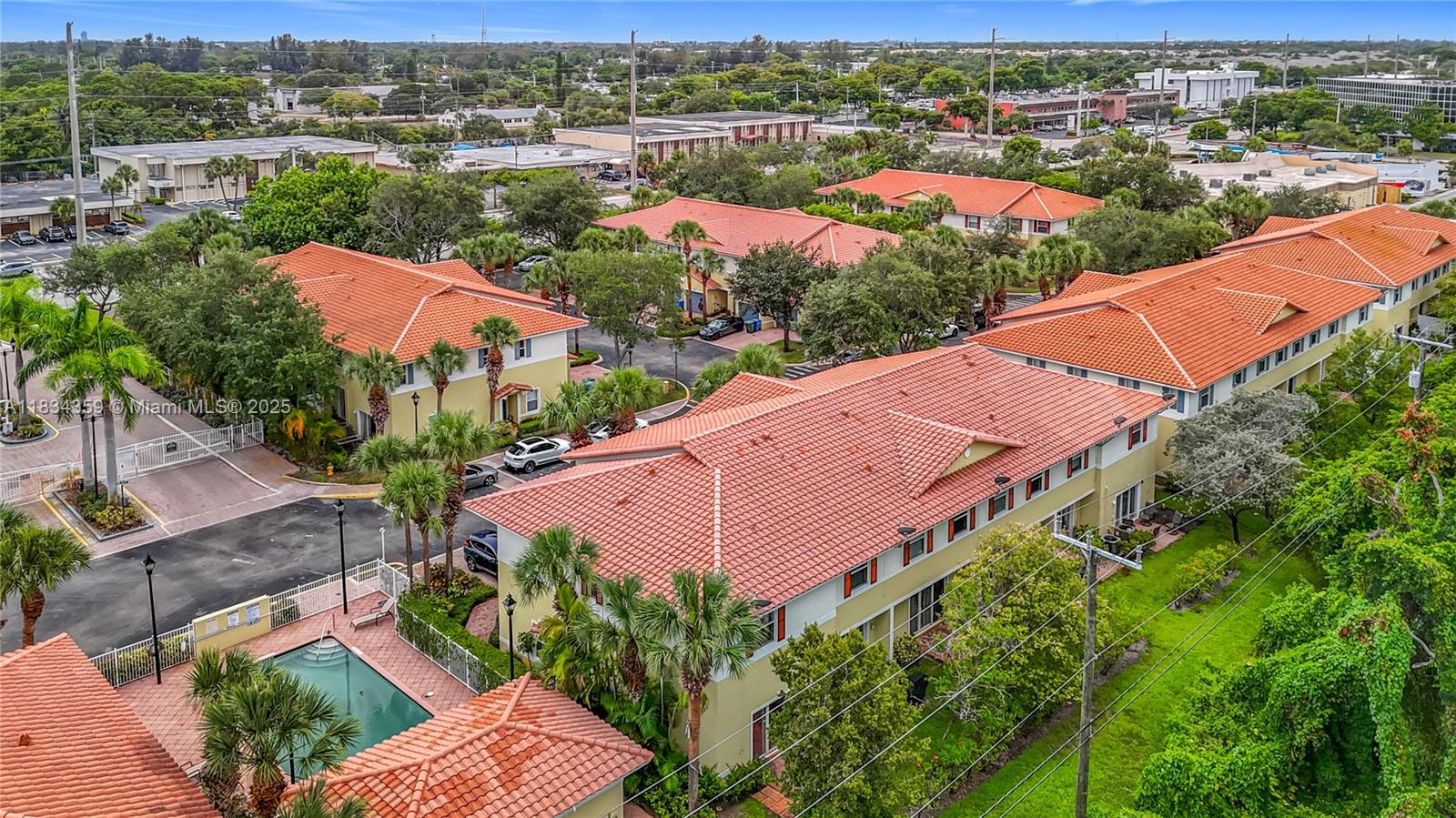 OAKLAND LAKES - Residential Lease