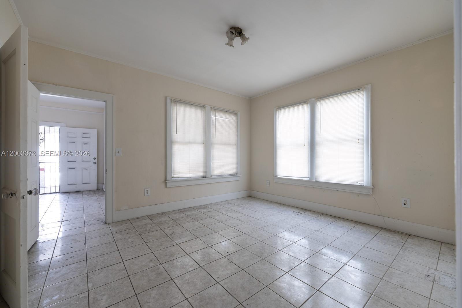 LAWRENCE ESTATE EAST ADDN - Residential Income