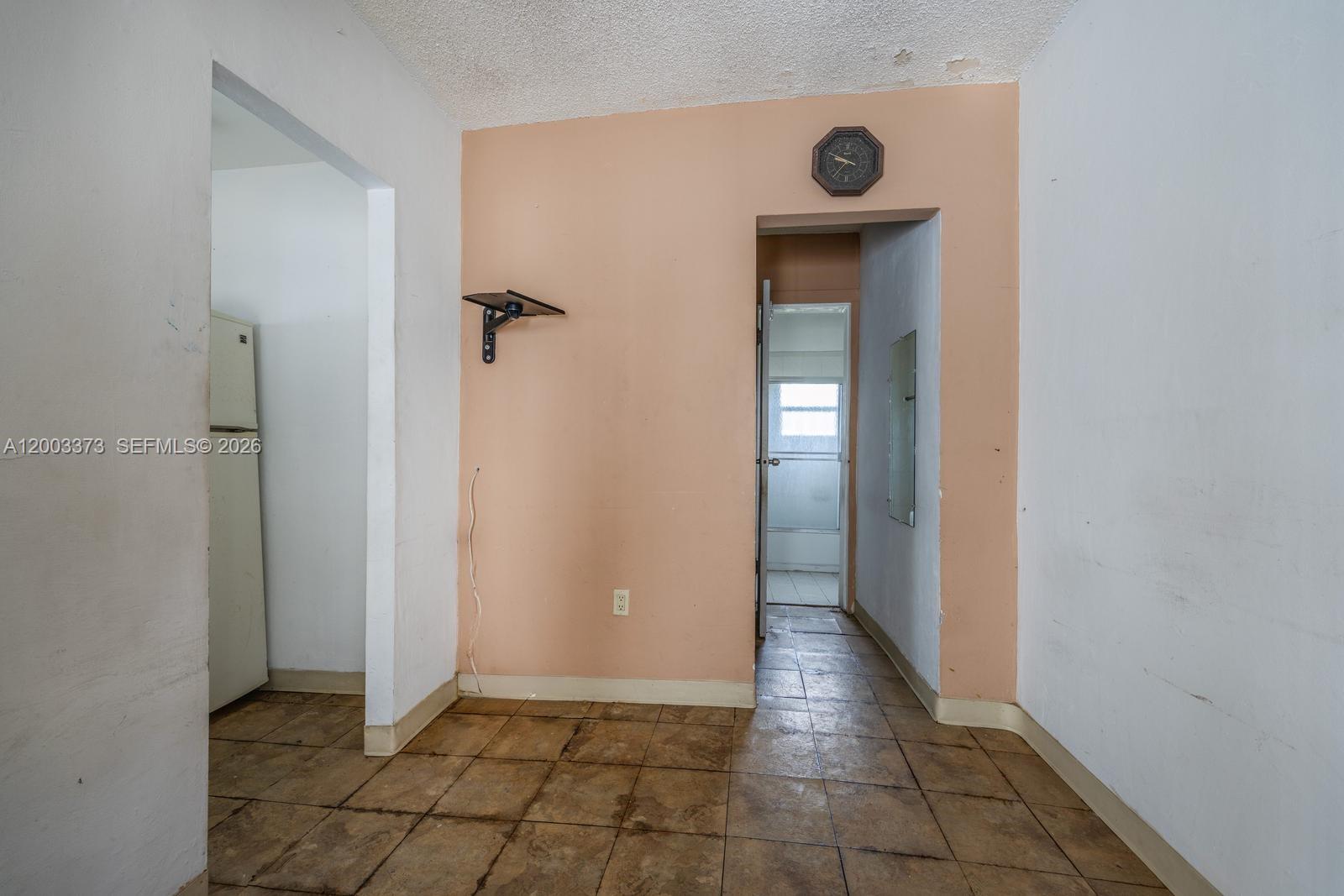 LAWRENCE ESTATE EAST ADDN - Residential Income