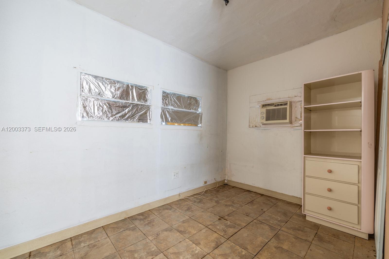 LAWRENCE ESTATE EAST ADDN - Residential Income