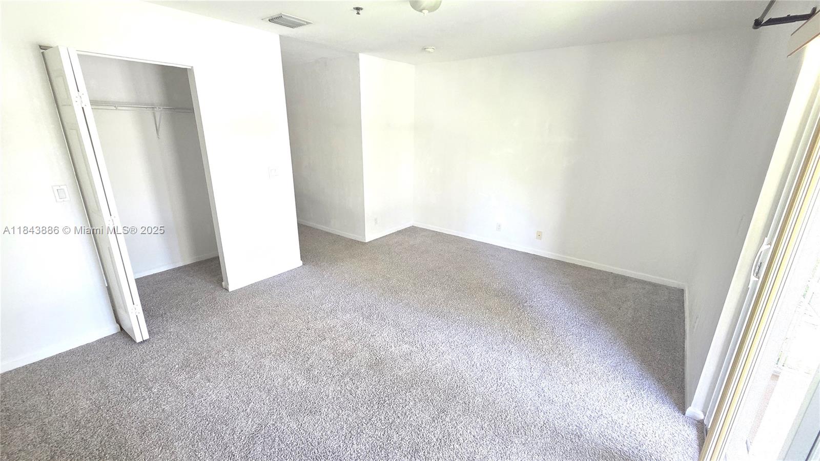COUNTRY WESTERN STORE - Residential Lease