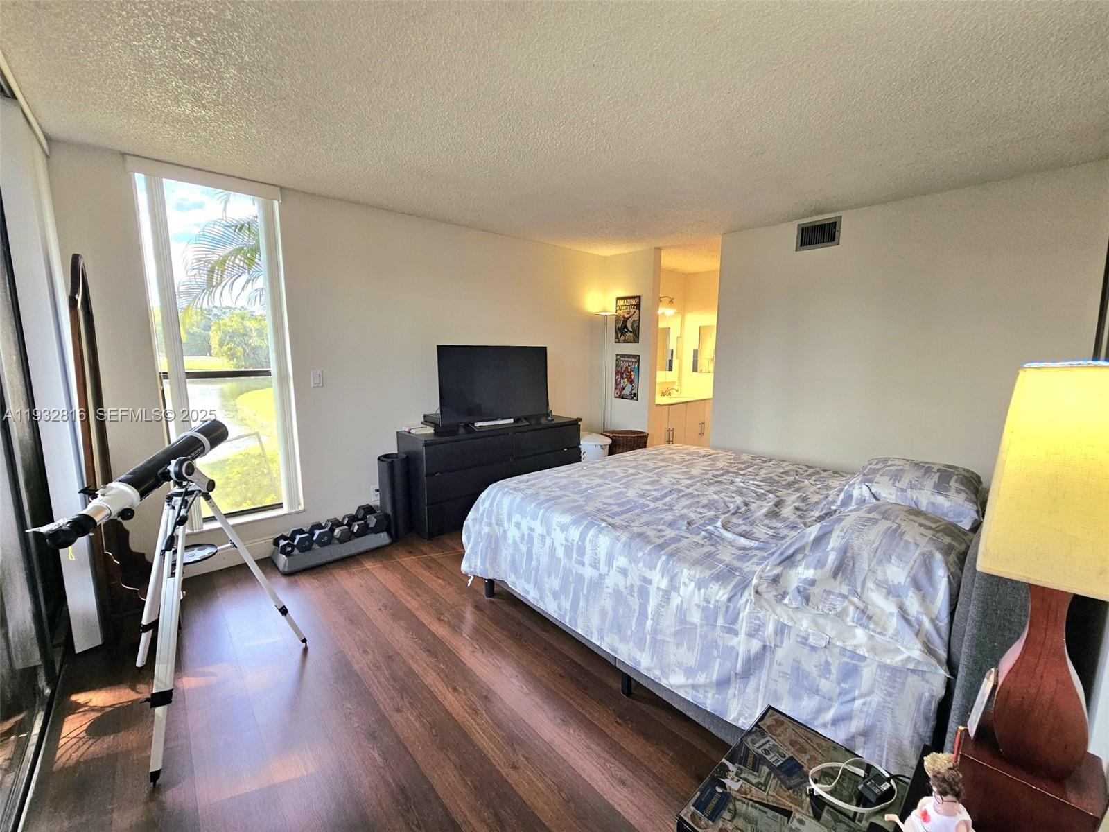 HARVEST SECTION FOUR COND - Residential