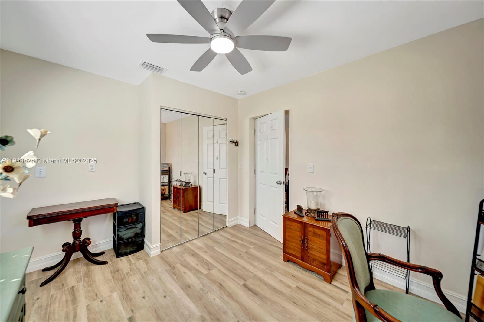 CORAL HEIGHTS SEC 3 - Residential