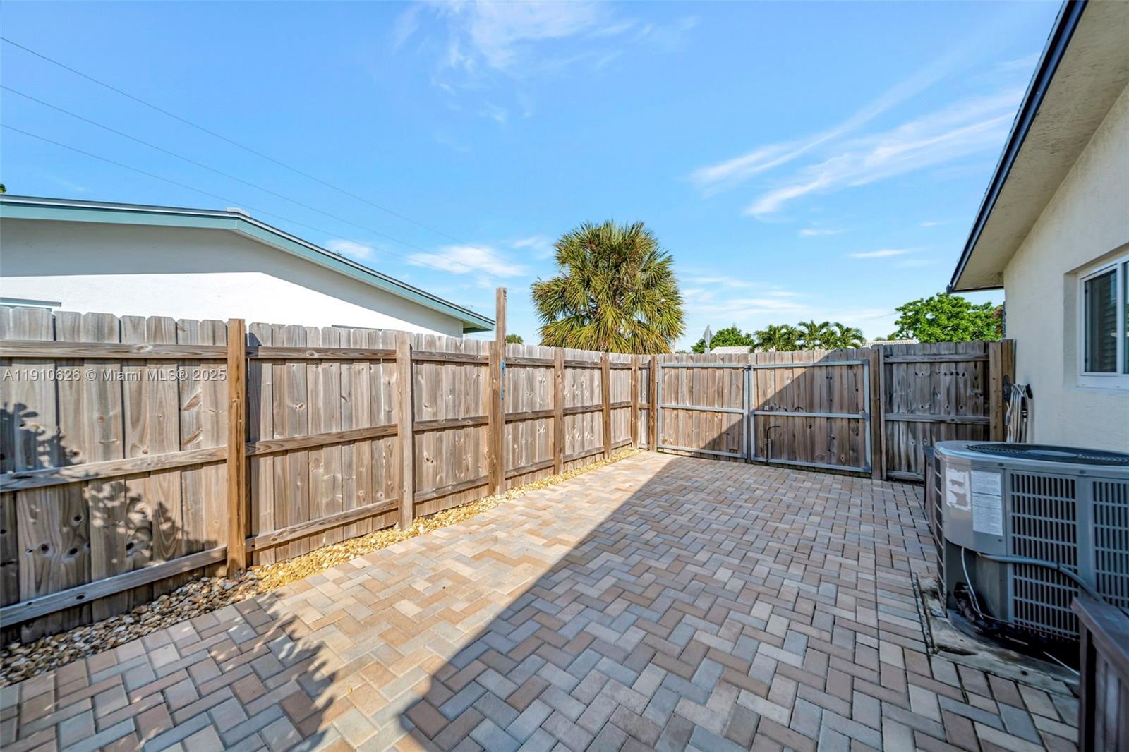 CORAL HEIGHTS SEC 3 - Residential