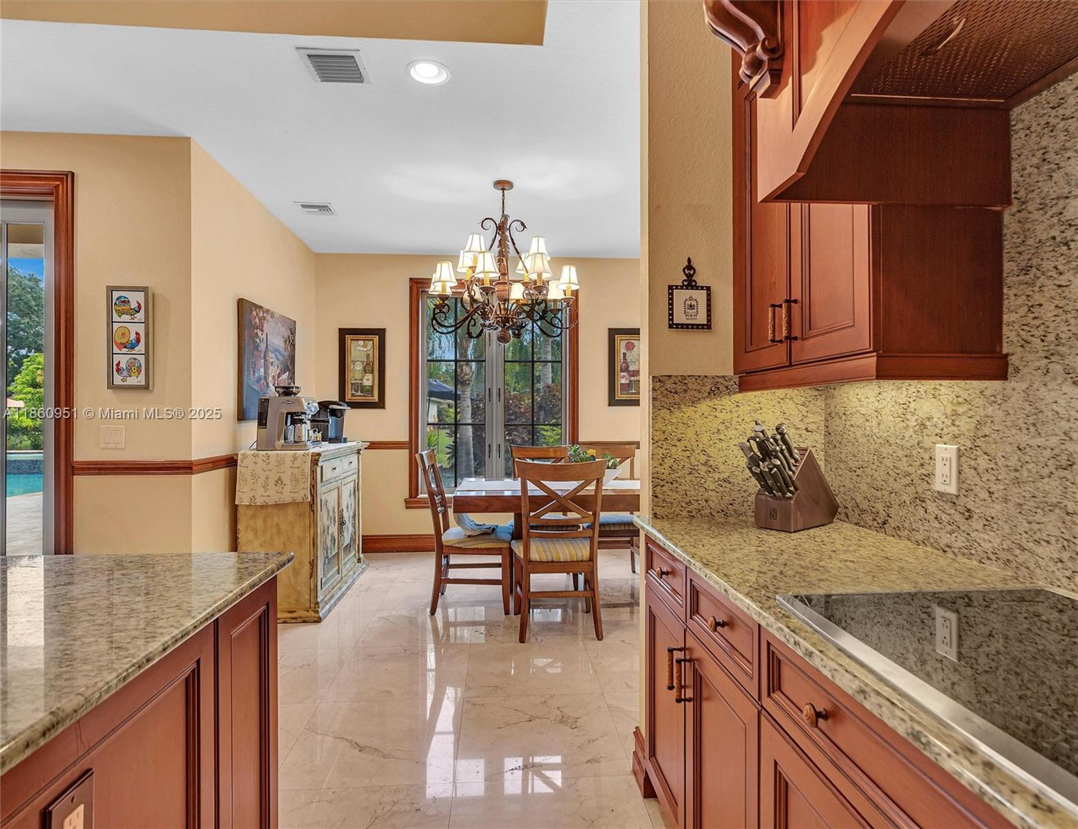 OAK HOLLOW ESTATES - Residential