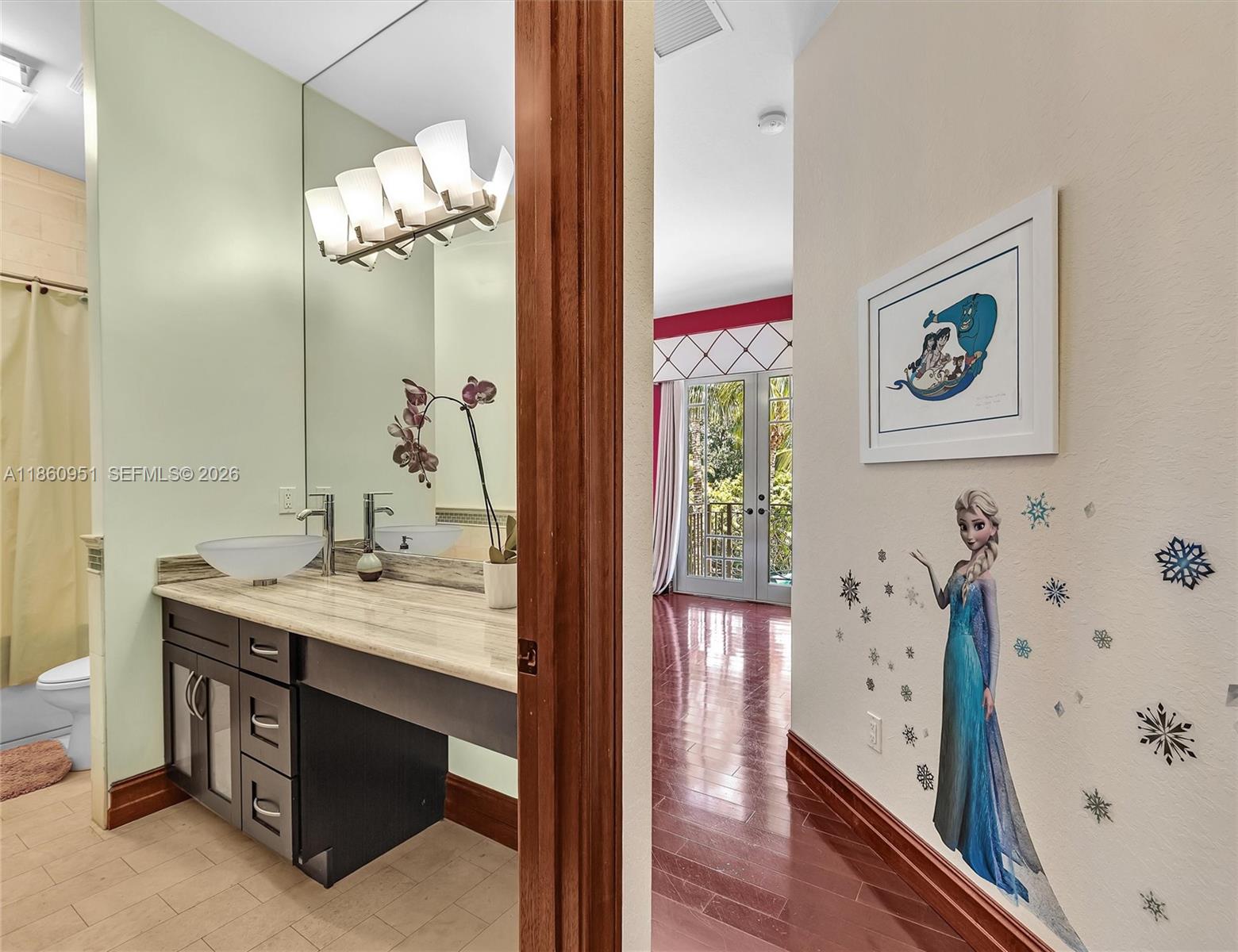 OAK HOLLOW ESTATES - Residential