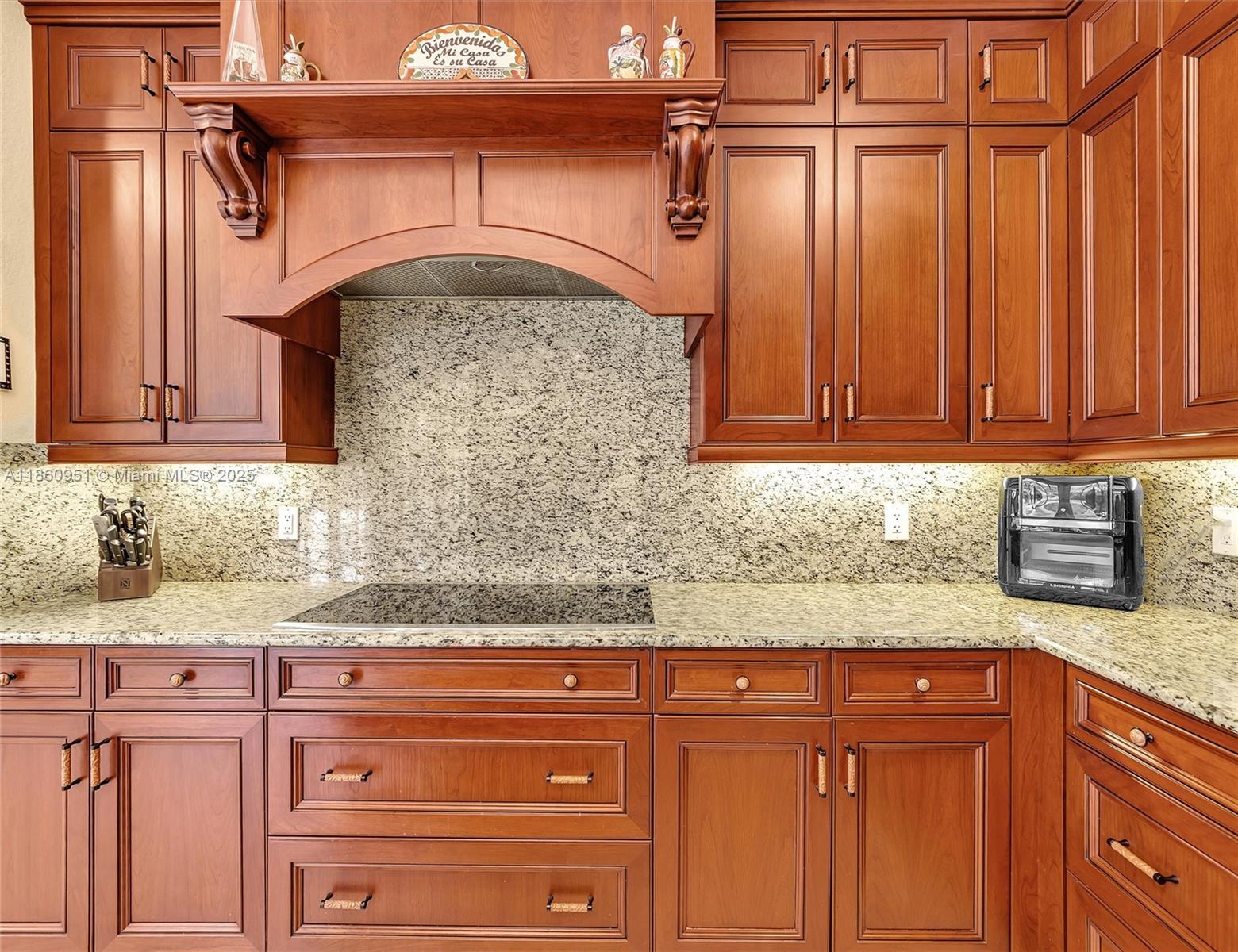 OAK HOLLOW ESTATES - Residential