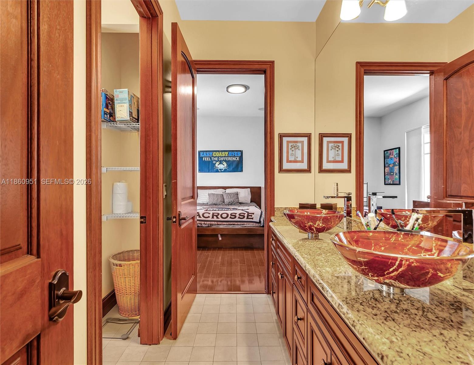 OAK HOLLOW ESTATES - Residential