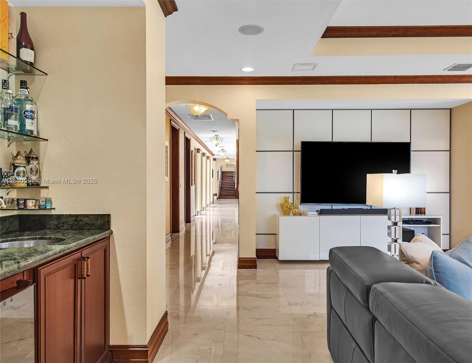 OAK HOLLOW ESTATES - Residential