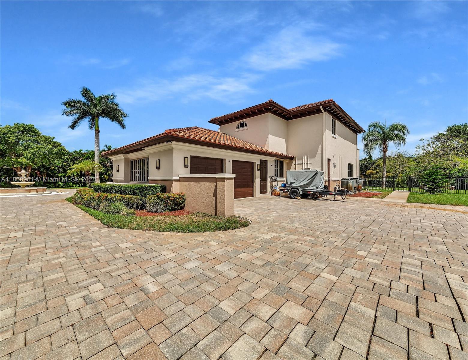 OAK HOLLOW ESTATES - Residential