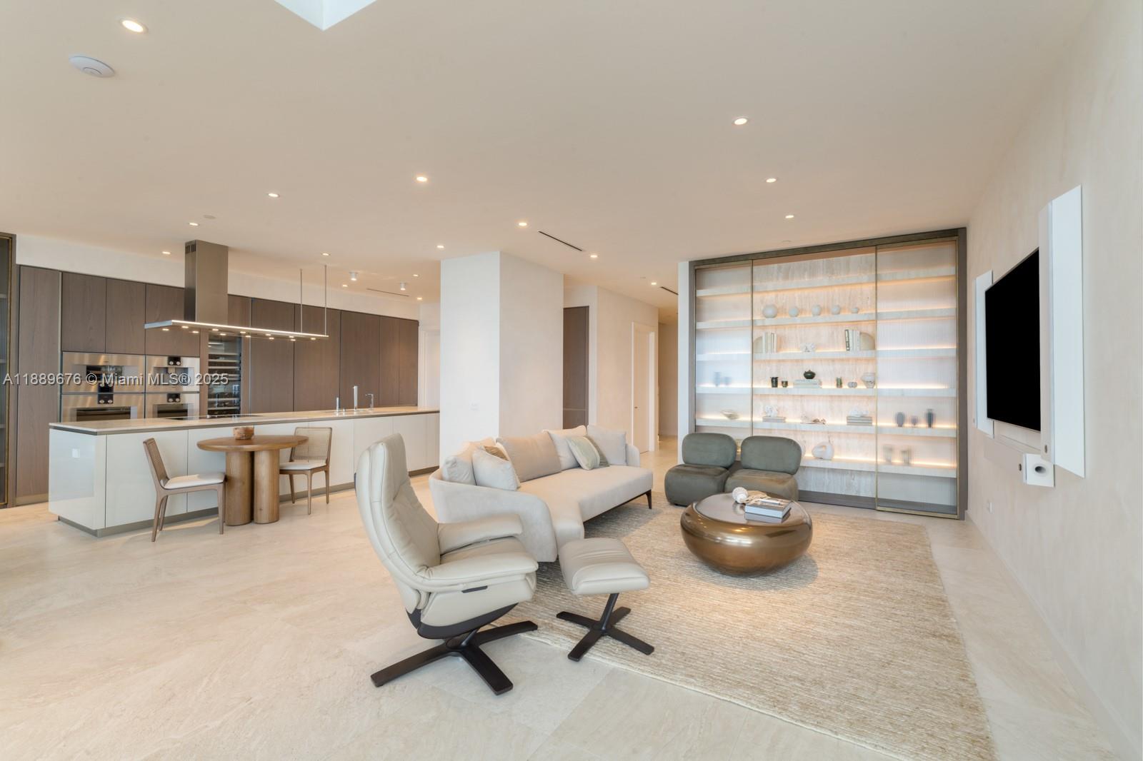 NORTH BISCAYNE BEACH AMEN - Residential