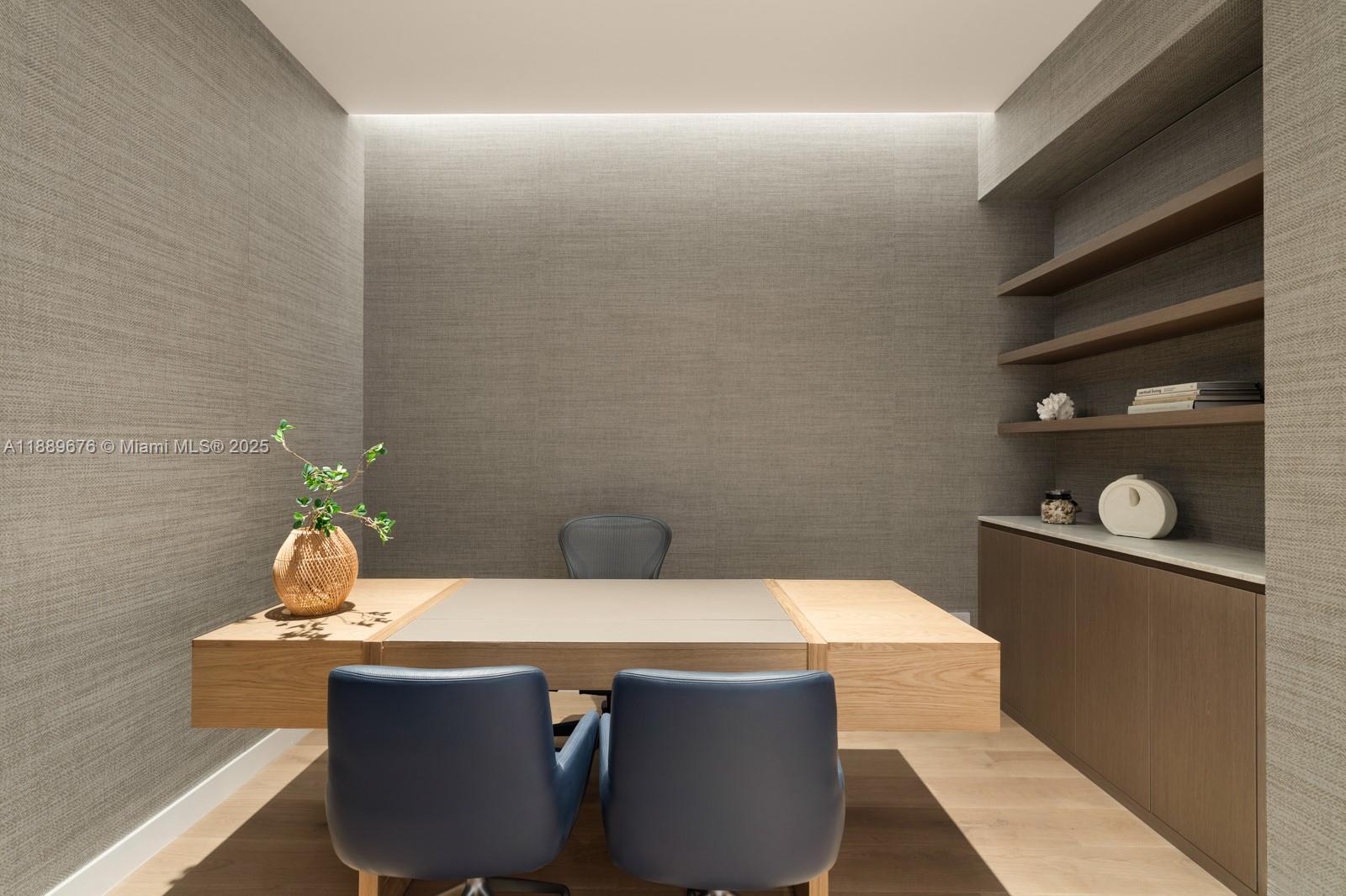 NORTH BISCAYNE BEACH AMEN - Residential