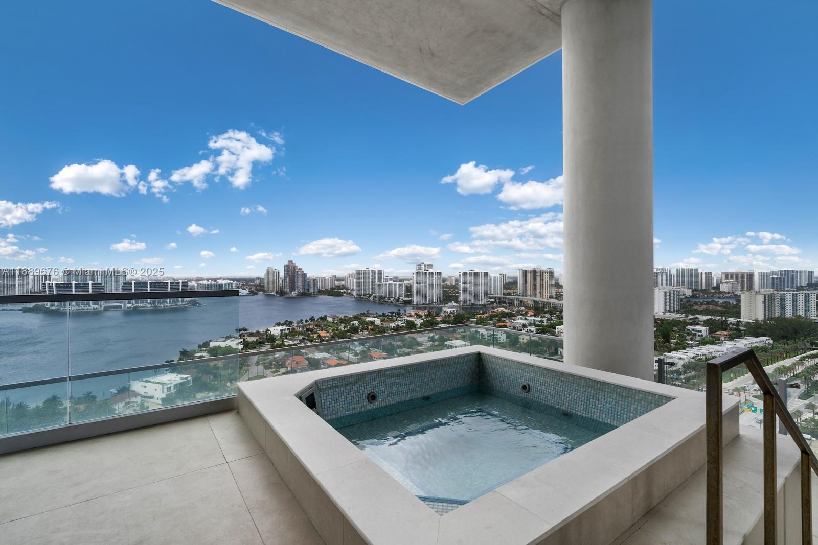 NORTH BISCAYNE BEACH AMEN - Residential