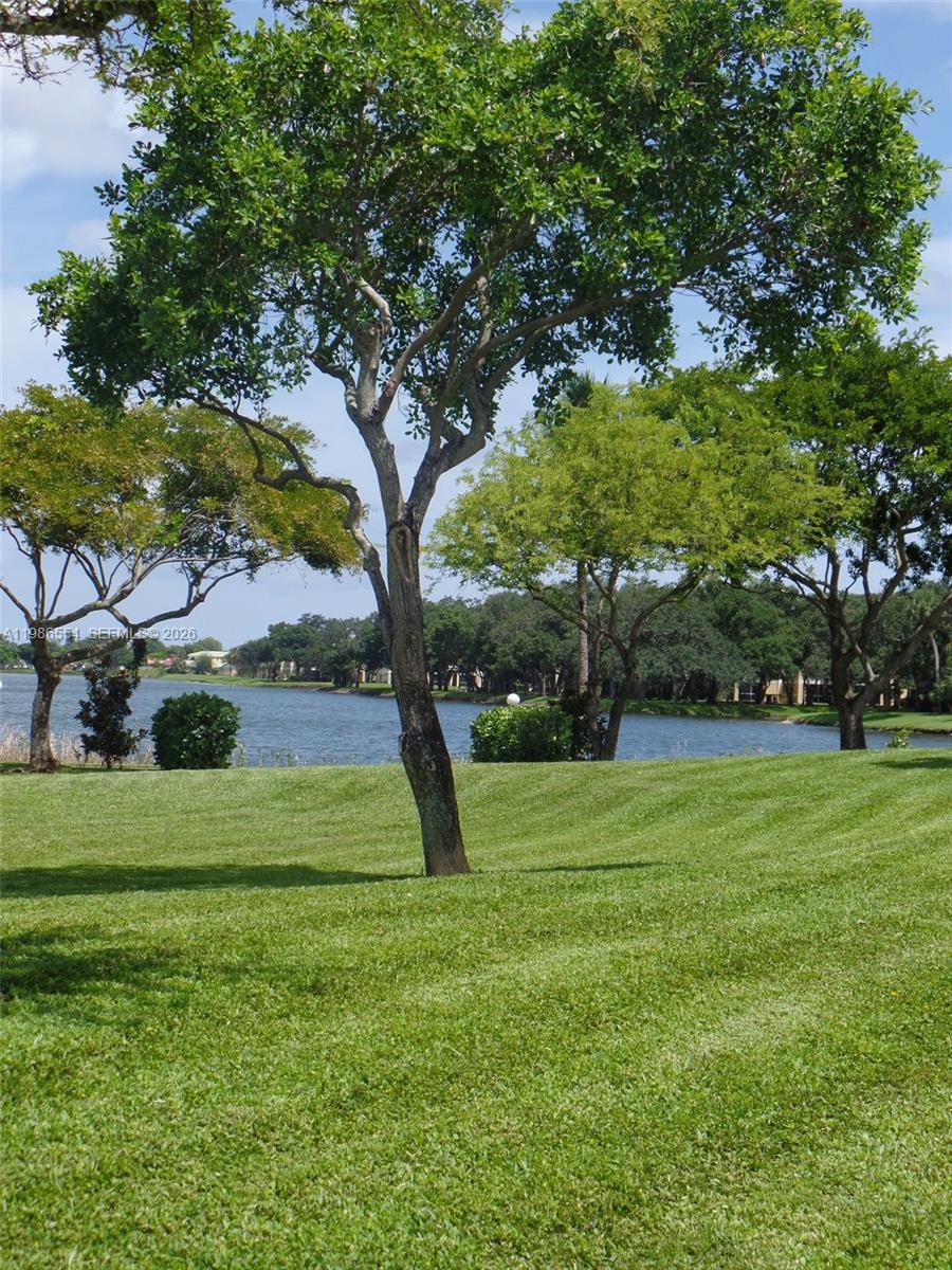 LAKEVIEW CLUB CONDO - Residential