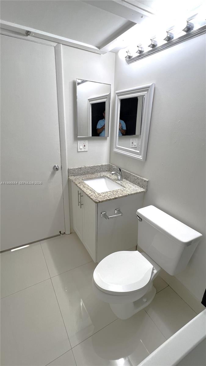 LAKEVIEW CLUB CONDO - Residential