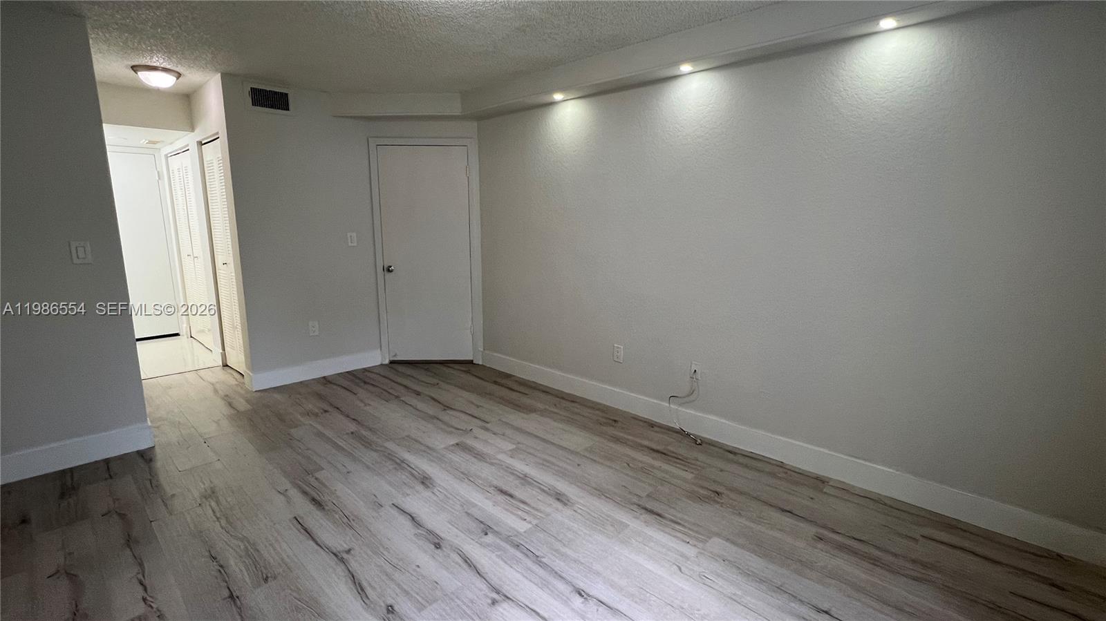 LAKEVIEW CLUB CONDO - Residential