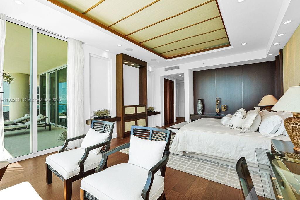 TURNBERRY OCEAN COLONY - Residential