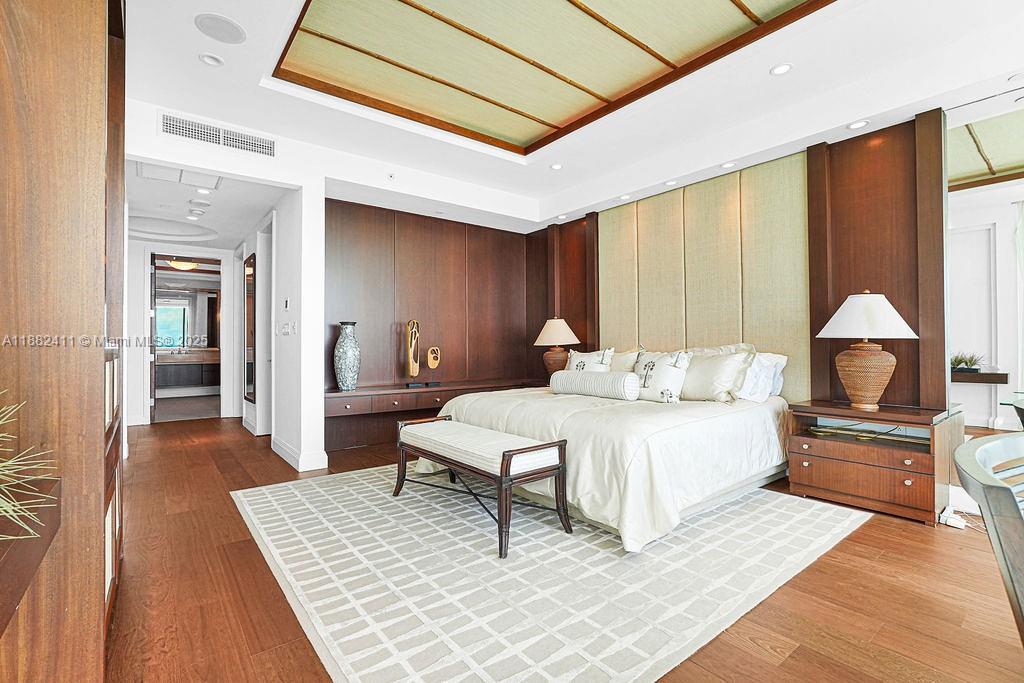 TURNBERRY OCEAN COLONY - Residential