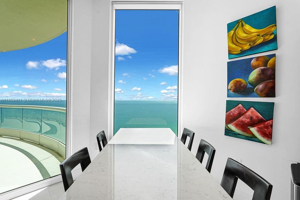 TURNBERRY OCEAN COLONY - Residential