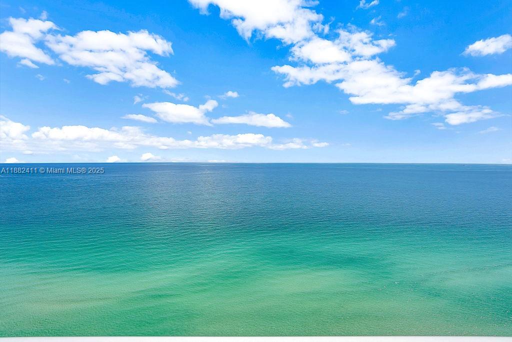 TURNBERRY OCEAN COLONY - Residential