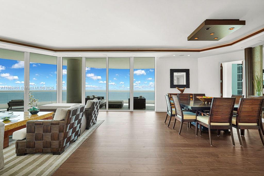 TURNBERRY OCEAN COLONY - Residential
