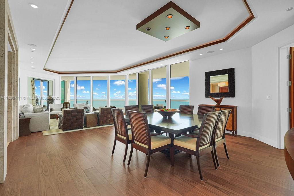 TURNBERRY OCEAN COLONY - Residential