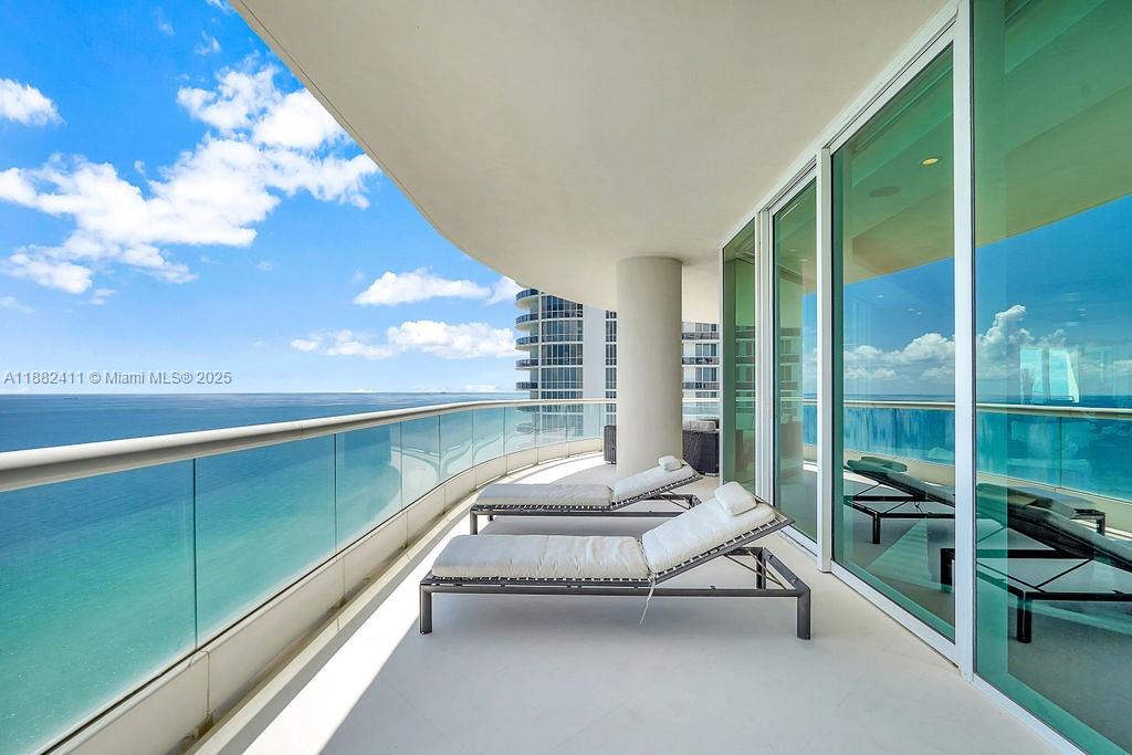 TURNBERRY OCEAN COLONY - Residential