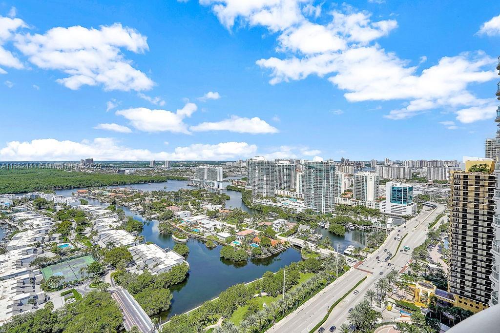 TURNBERRY OCEAN COLONY - Residential