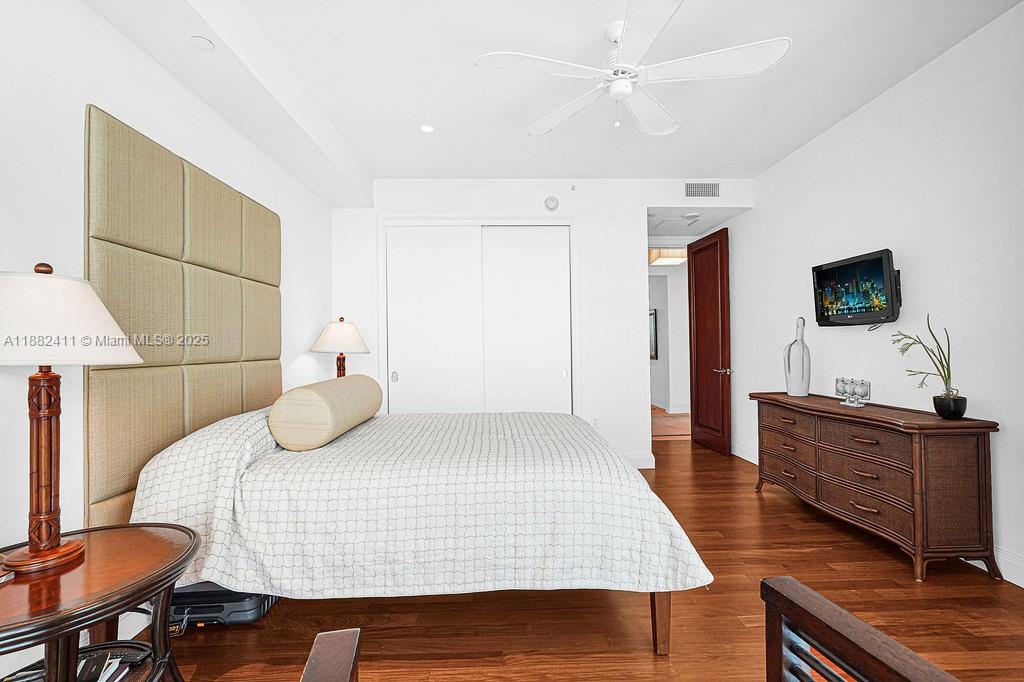 TURNBERRY OCEAN COLONY - Residential