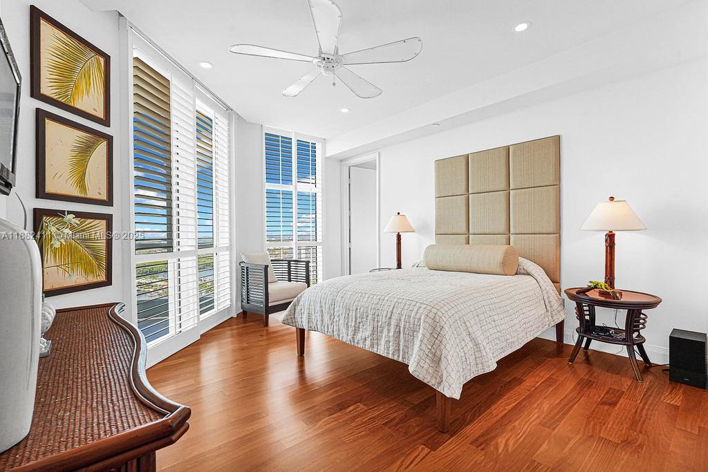 TURNBERRY OCEAN COLONY - Residential