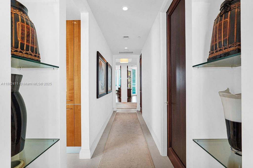 TURNBERRY OCEAN COLONY - Residential
