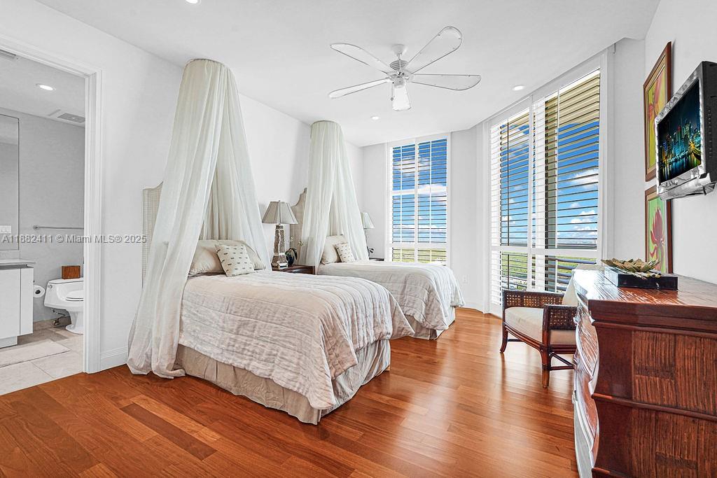 TURNBERRY OCEAN COLONY - Residential