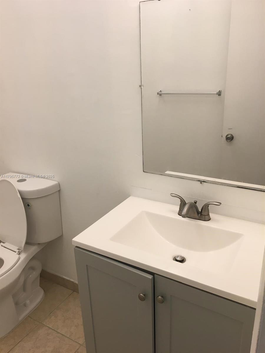 CORAL GATE EAST CONDO - Residential