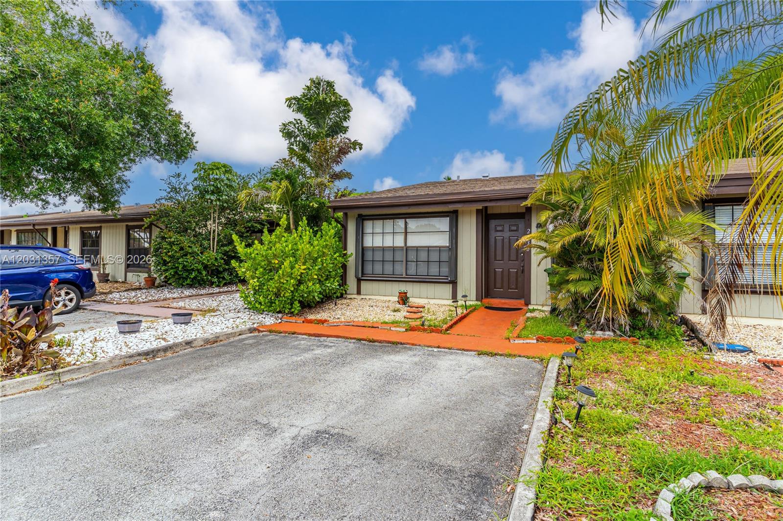 2330 Plum Ct