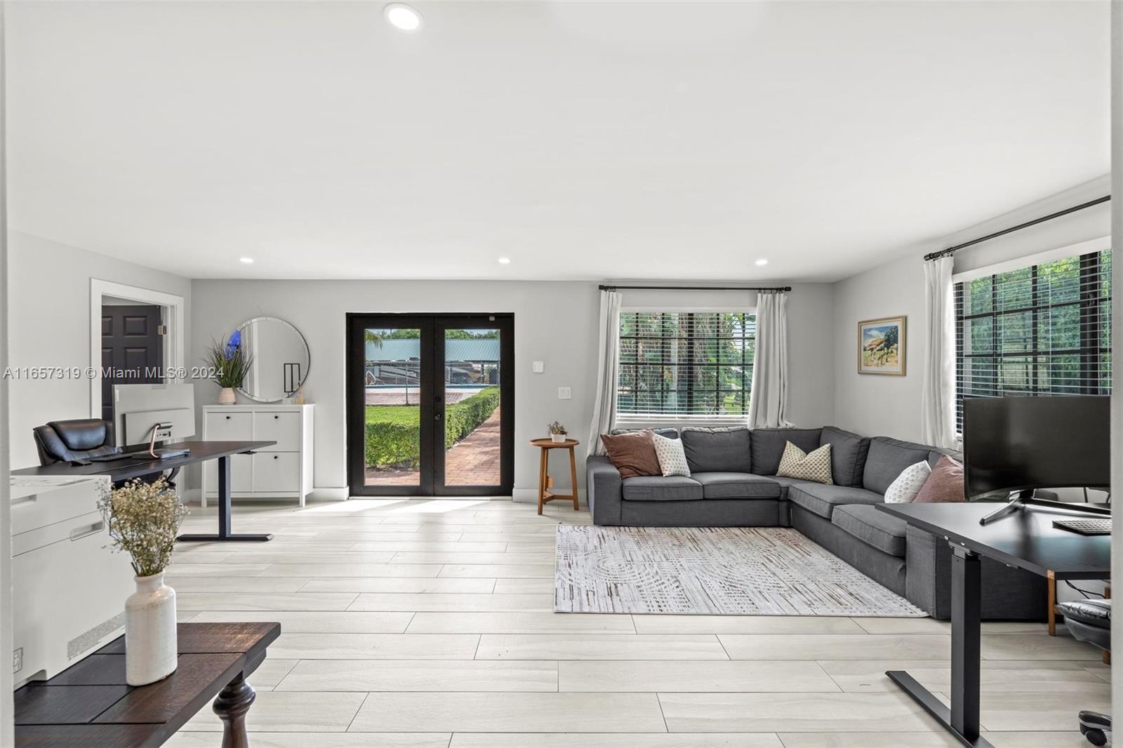 Rolling Oak Estates - Residential