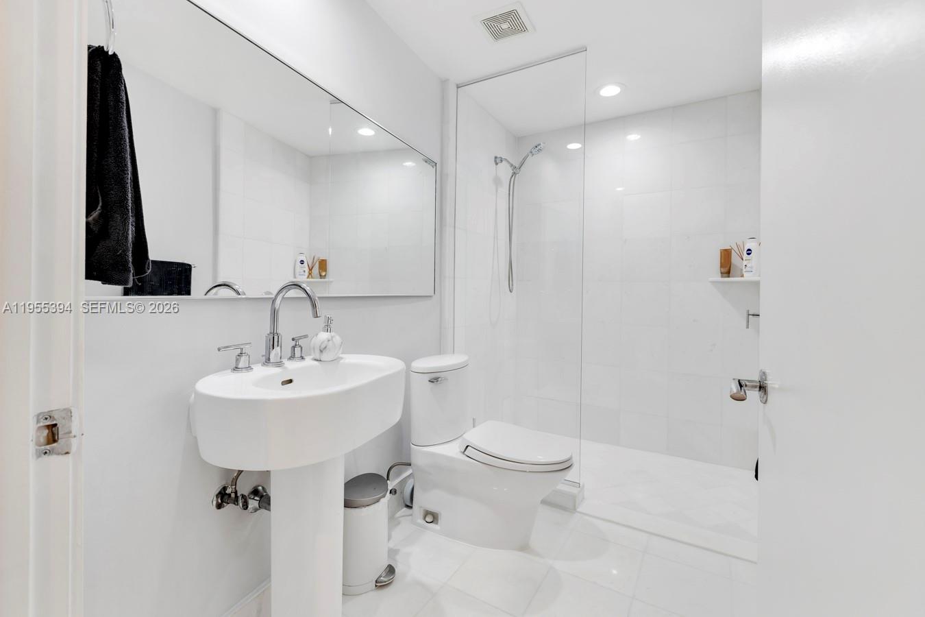 ARTECH RESIDENCES - Residential