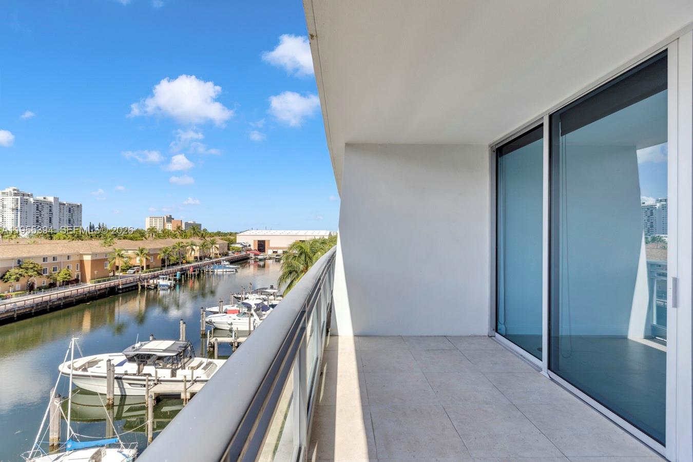 ARTECH RESIDENCES - Residential