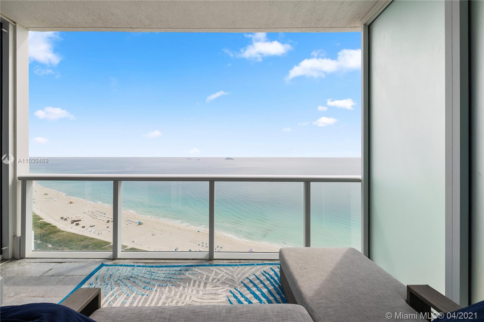 CONTINUUM ON SOUTH BEACH - Residential